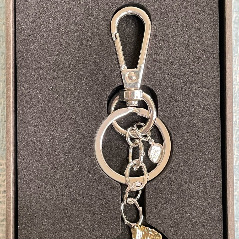 Michael Aram Gold Butterfly Keychain Pendant - Elegant Women's Accessory - Picture 12 of 13